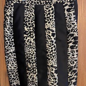 ASHRO Skirt SZ 18W Animal Print